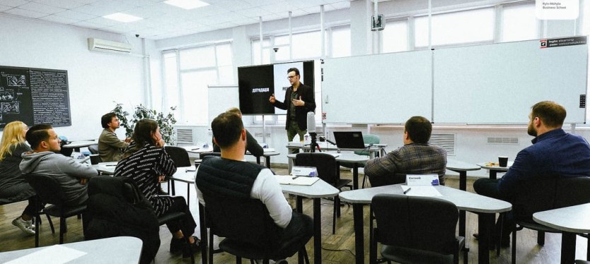 Навчання на Presidents’ MBA kmbs триває